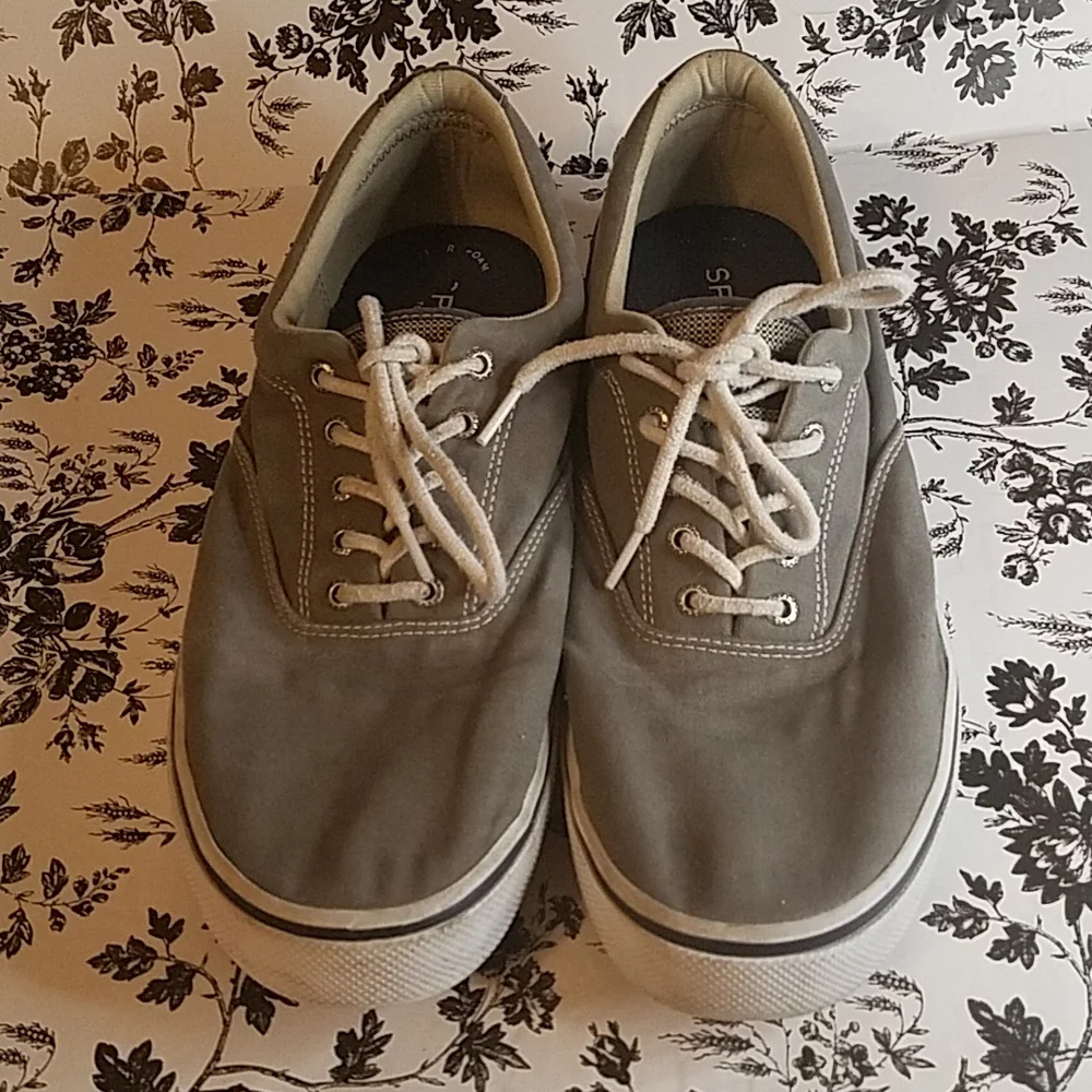 Sperry mens gray 13. B180